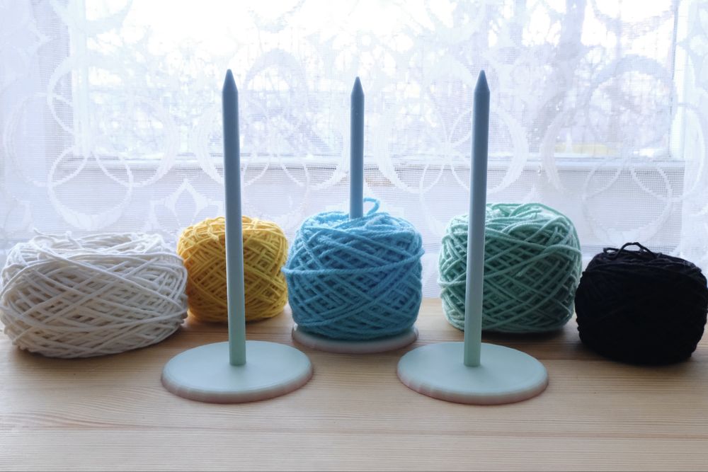 Підставка / тримач для пряжі