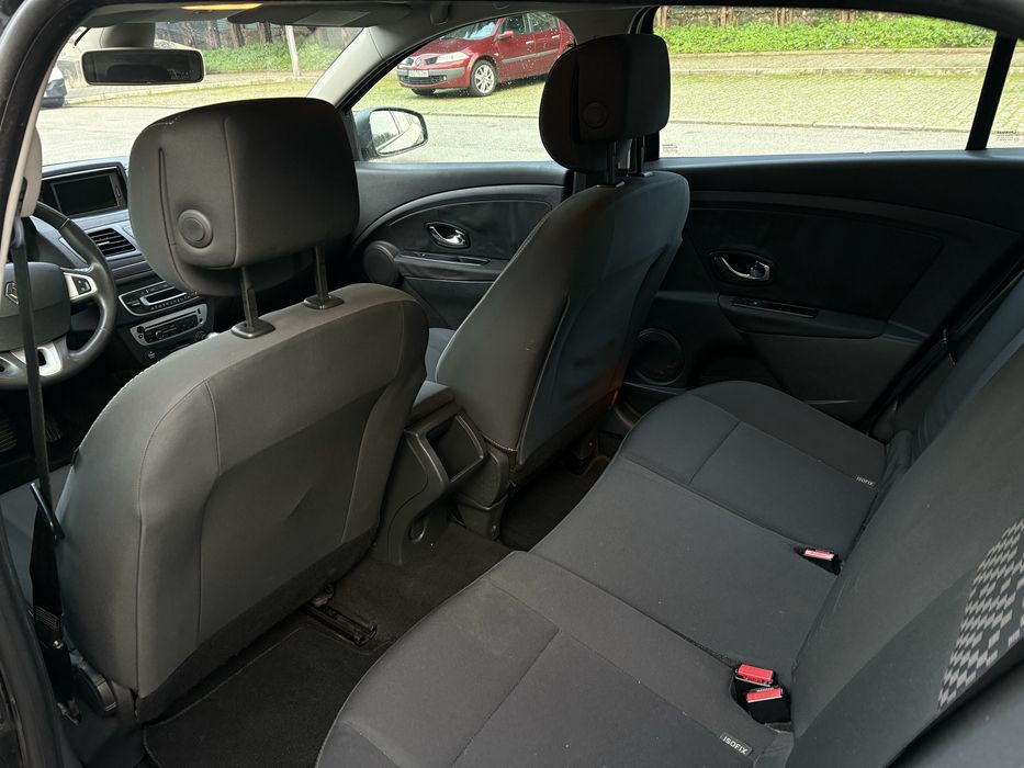 Renault Megane Limited Edition 110cv 2012