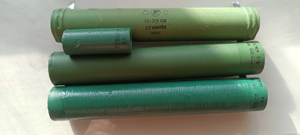 Резистори С5-35В-100 82Ом;1,8_2,2 кОм;С5-25 3,9кОм;ПЭВР-50 200Ом;ПЭВ25