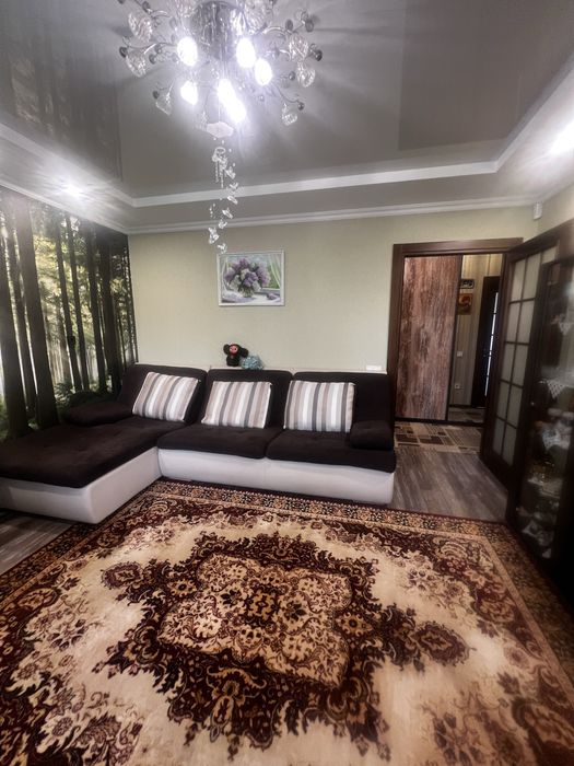 Продам  ідеальну 3х кімн ( 2 ПОВЕРХ ) квартиру по вул. Велика Набережна