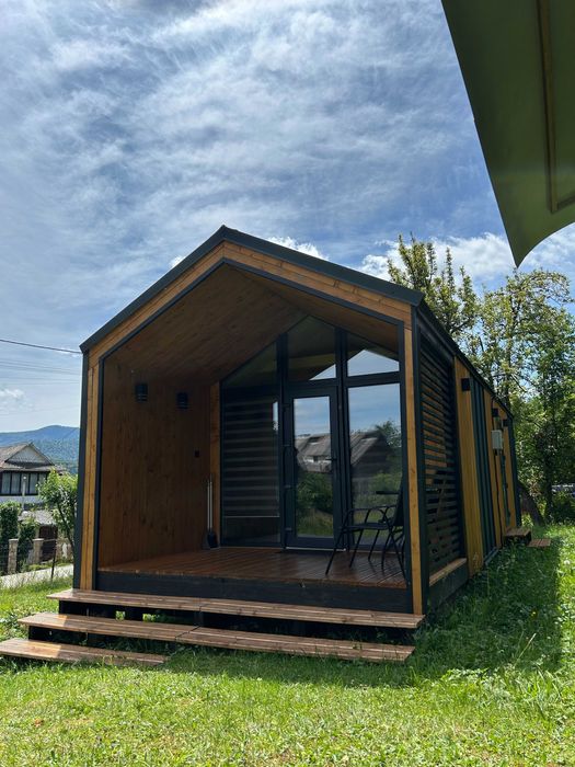 Міні-будинок 28 м2 з терасою. Ідеальне рішення для гір чи озера