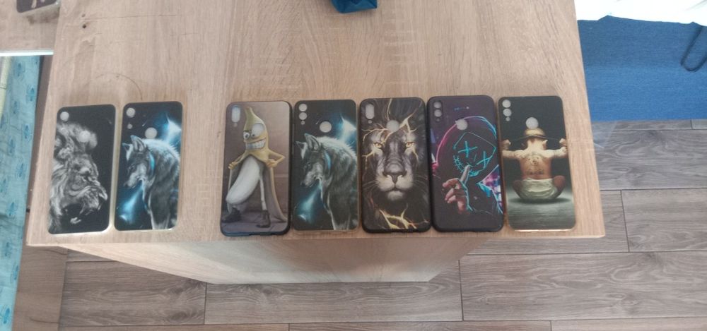 Чехлы для телефонов