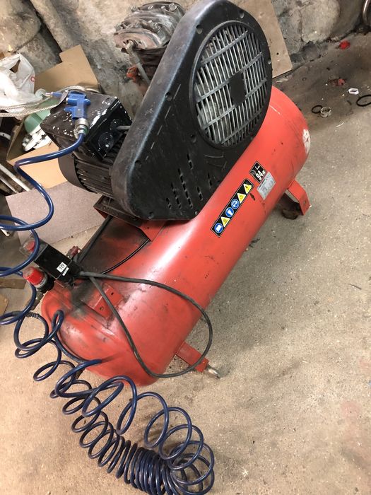 Compressor BlackDecker 100L