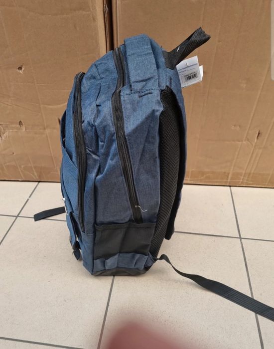 Plecak granatowy