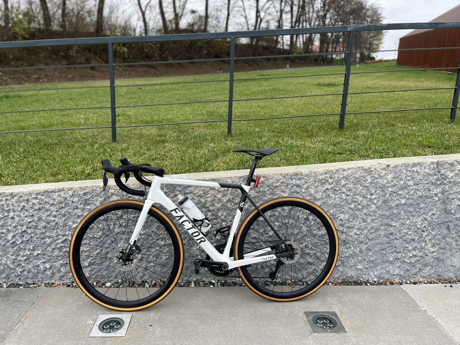 Rower Factor O2 rozmiar 54