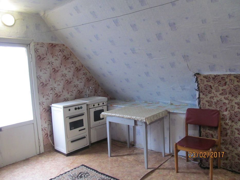 Отдельная комната в частном доме  мужчине бесплатно,за помощь по двору