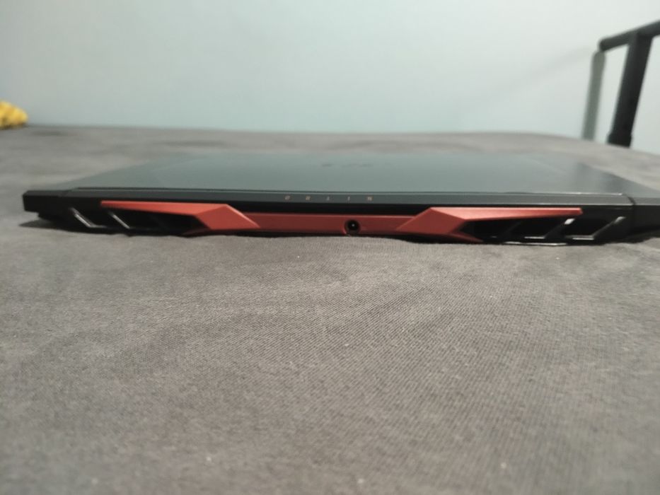 Laptop acer nitro używany
