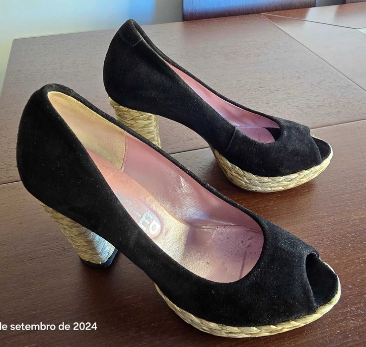 Sapatos Pretos Camurça senhora - Anónima
