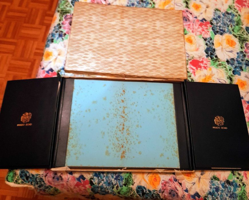 Antigo estojo de secretária