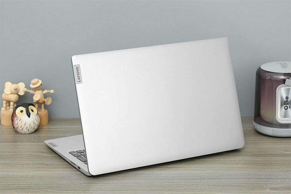 Lenovo Hexadecacore 15.6" Ryzen7/16GB/1TB_Nvme com Garantia