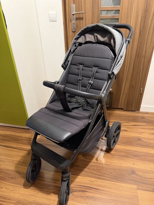 Wózek dziecięcy spacerówka Carrello Bravo plus