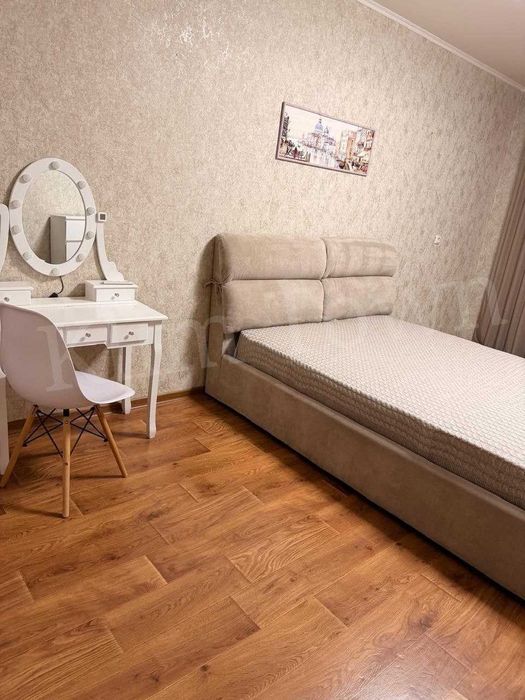 Продаж 3 кімнатної квартири в   ЖК «The Lakes»