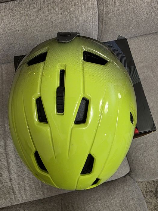 kask narciarski 4f 52-56 cm