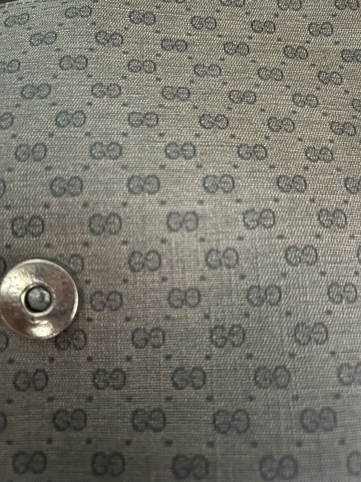 Bolsa Gucci Vintage GG Supreme- Modelo 001•116•4425 - Excelente estado
