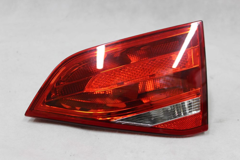 Lampa prawa tył tylna w klapę AUDI A4 B8 07-10 bez led SEDAN DEPO NOWA