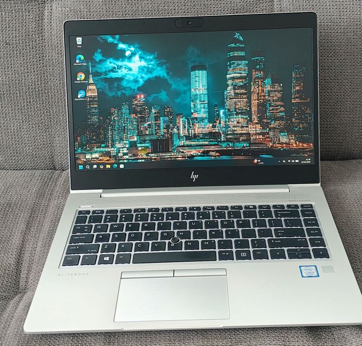 HP Elitebook 840 8gb RAM SSD 256 Intel i5