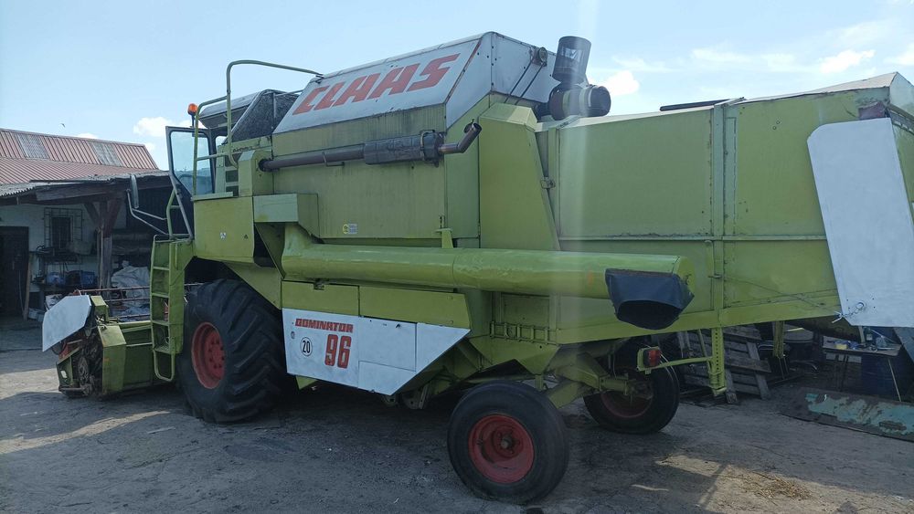 Kombajn zbożowy Claas Dominator 96 rok 1989