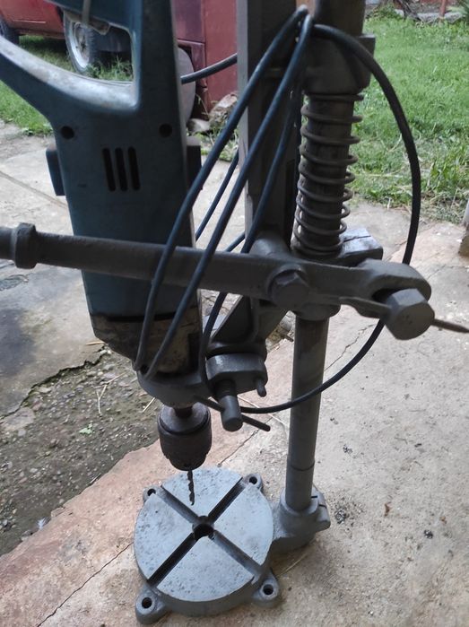 Сверлильна стійка під дрель