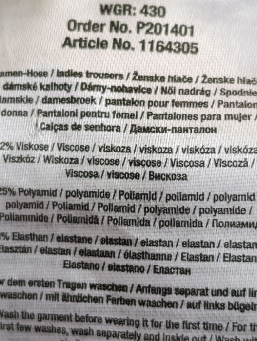 Czarne spodnie z wiskozą plus size r.54/56 kwiat  wiśni.