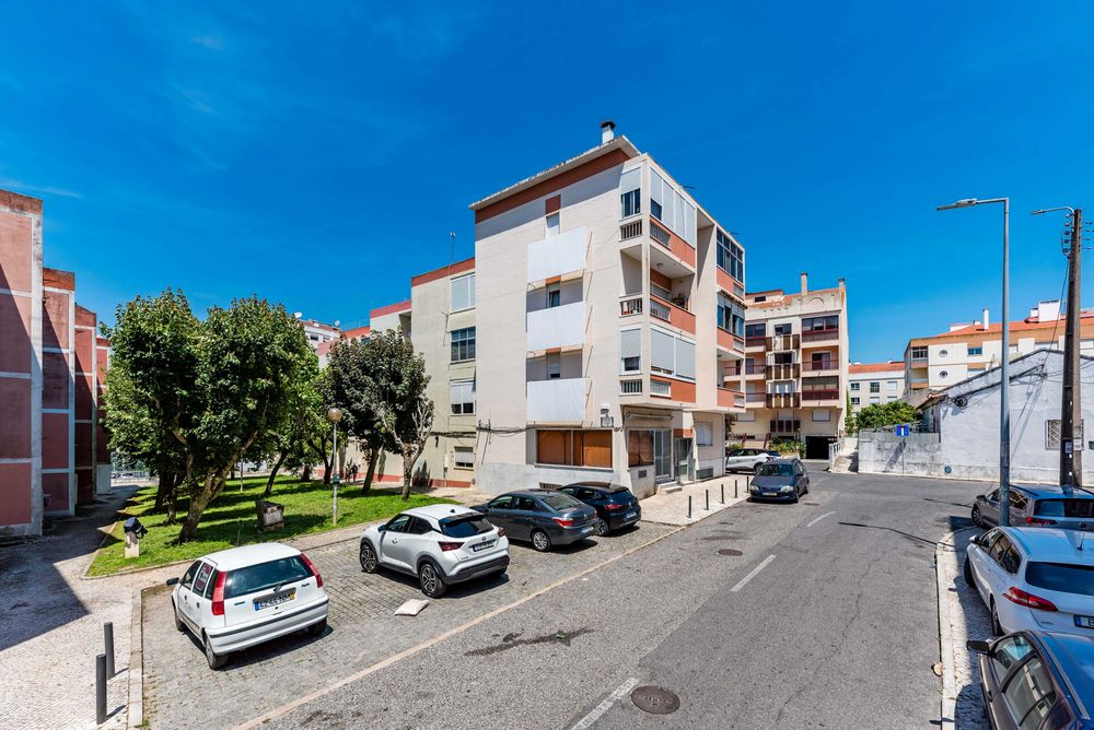 Oportunidade Única: Apartamento T3 na Agualva-Cacém