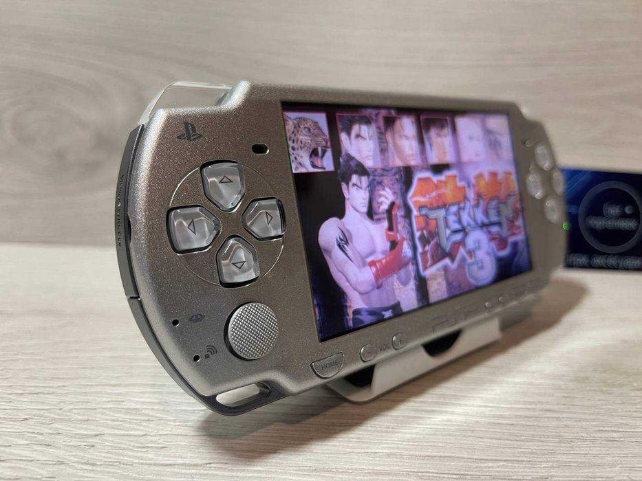 Ігрова консоль Sony PSP SLIM 2000 ICE SILVER 64GB +70 Ігор вcтановлено