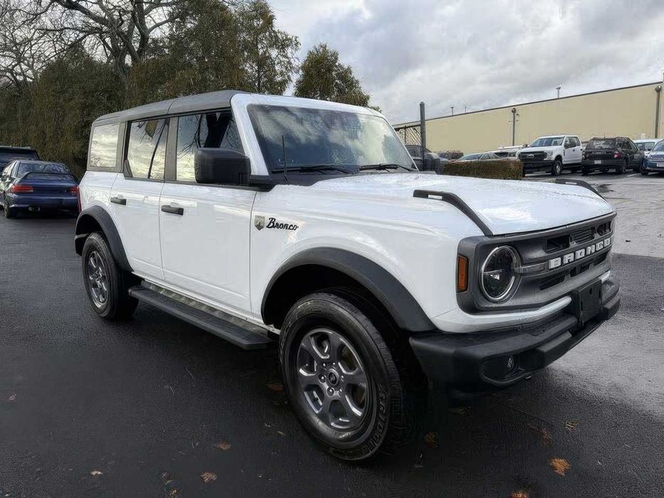 Ford Bronco Big Bend 4-Door      2023