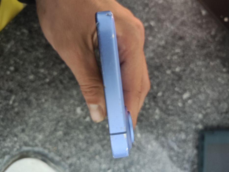 iPhone 16 128gb bom estado