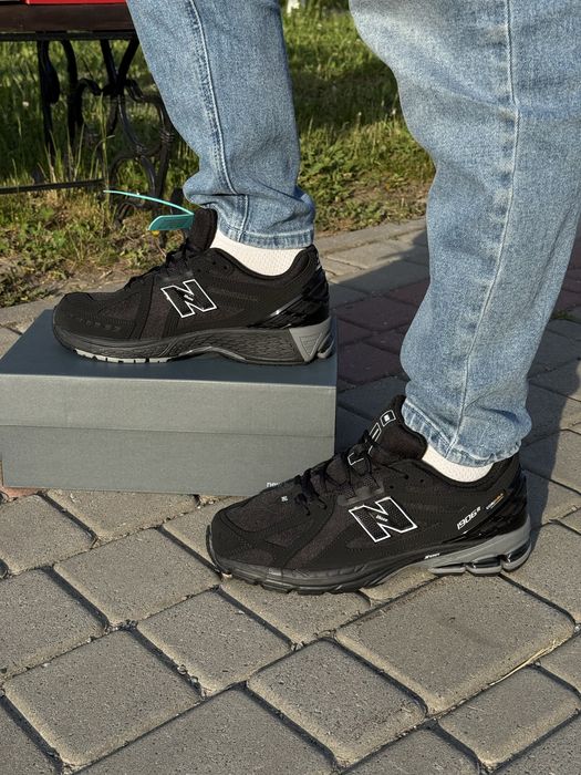 Чоловічі Кросівки  New Balance 1906R Cordura Magnet Black(42,43,44)