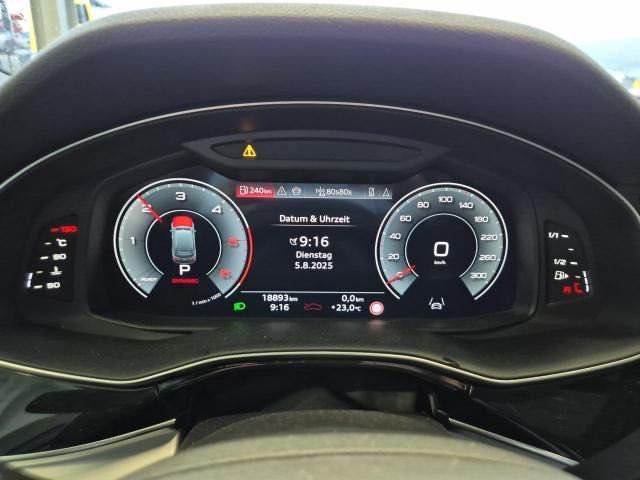 Салон Audi Q7 4M0 2025 20000km