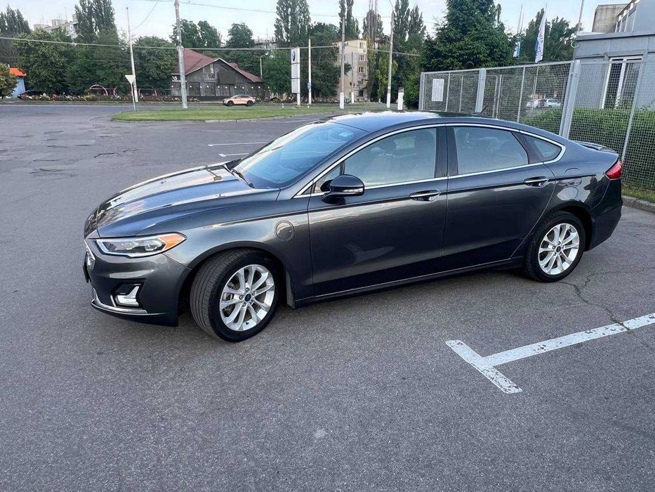 Продам Ford Fusion Titanium 2019