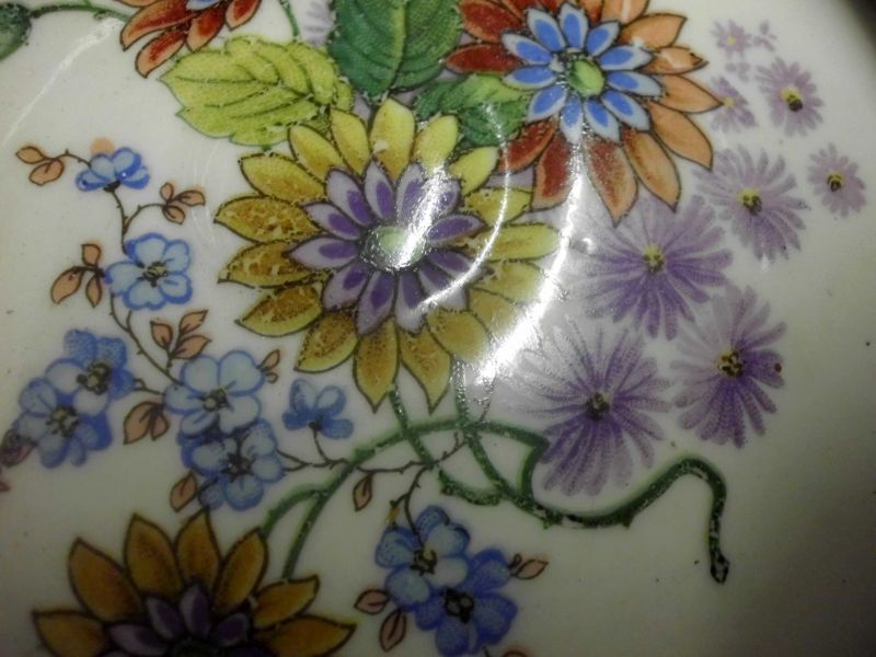 antiga caixa francesa-porcelana pintada á mão-Chateau des trois mulins