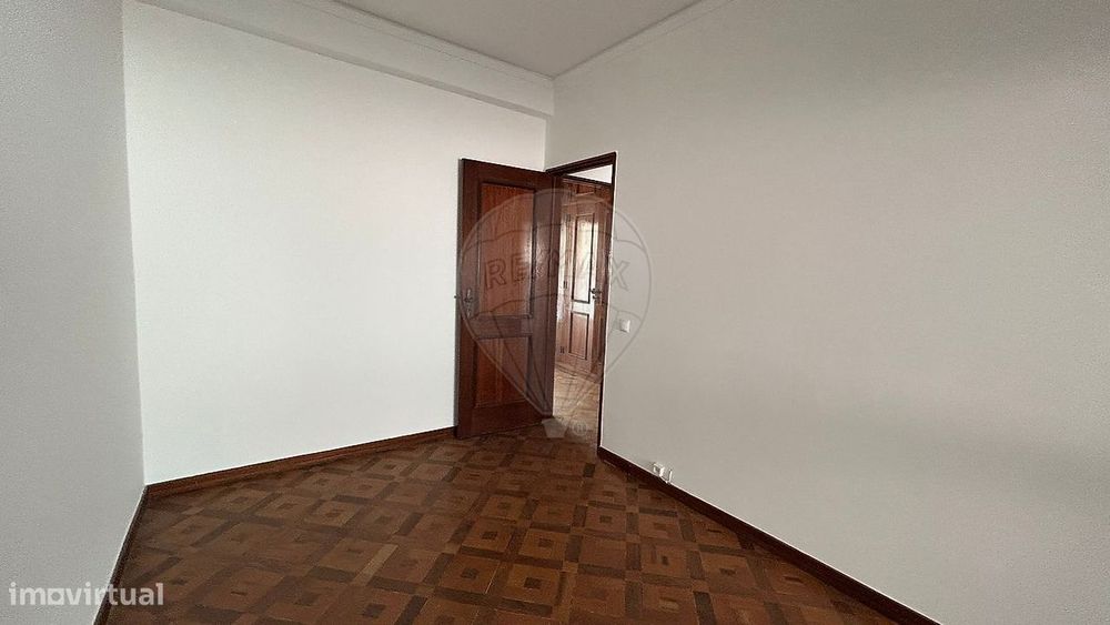 Apartamento T2 para arrendamento