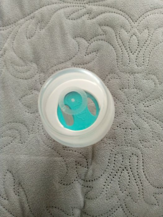 Бутилочка Авент.