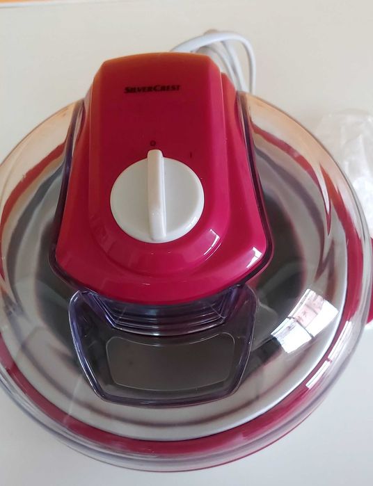 Máquina de gelados (nova)