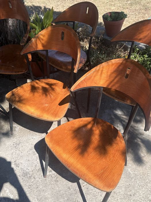 mesas e cadeiras64281294699777123