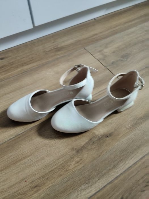 Buty komunia obcas elegancję błyszczące brokatowe r.34