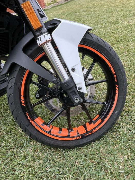 Ktm duke 125(cheia de extras)