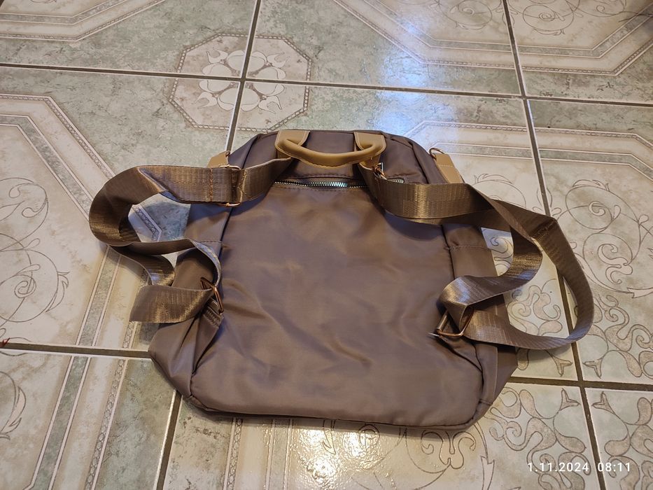 Nowy jasny plecak damski elegancki