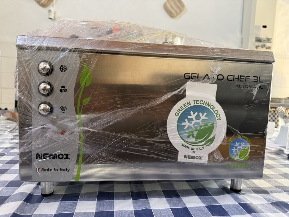 Máquina de Gelados Nemox Gelato Chef 2200 Green – Made in Italy