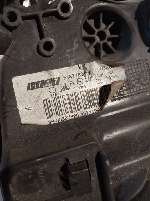 Fiat Bravo II 2 lewa lampa przednia przód reflektor lewy przedni