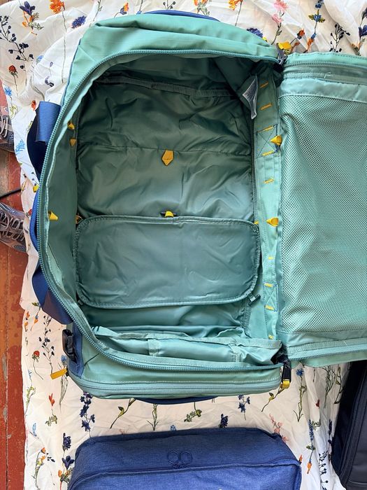 Спортивна сумка THE NORTH FACE Base Camp Voyager  42л зелений