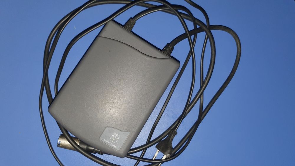 Зарядка электровелосипеда E-Bike 34В / 3.4А