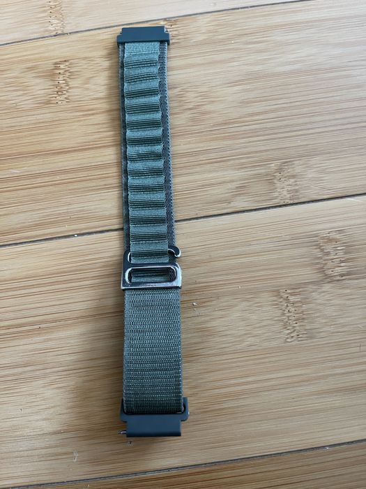 Zielony pasek do zegarka, smartwatcha o szerokości 20 mm