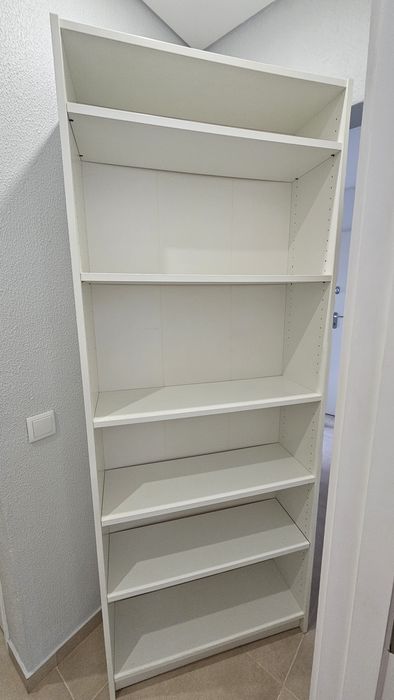 Estante Billy Ikea branca