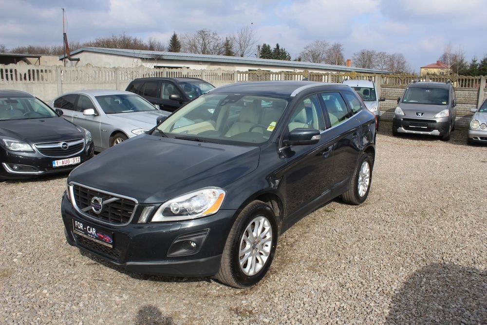 Volvo XC 60 Piękne  XC60 2,4 D ! 163 KM ! 4x4 ! Nawigacja ! Bogate wyposażenie !