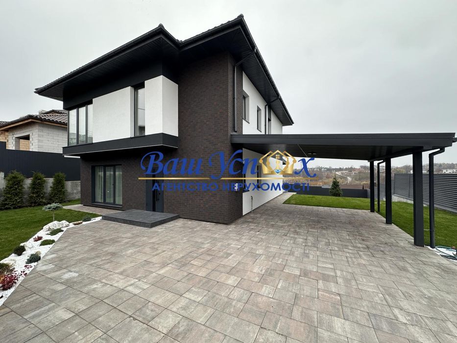 Продажа нового дома с ремонтом село Лесники.  Equides Club