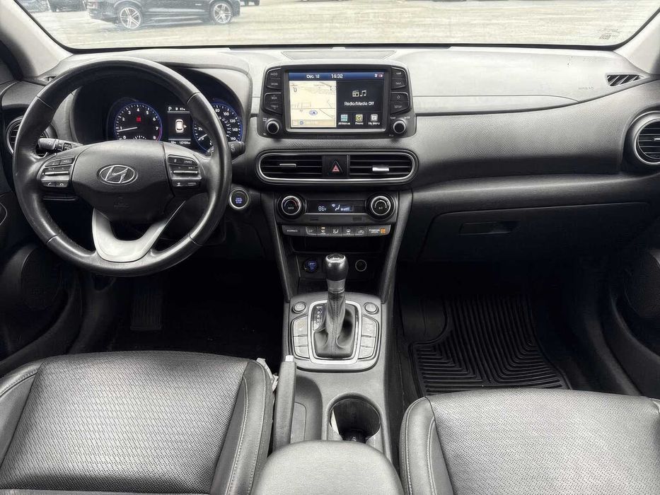 Hyundai Kona Ultimate      2021