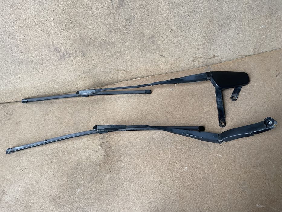 Ramie wycieraczki Mercedes ML W164