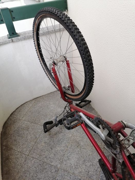 Bicicleta orbita challenger vermelha