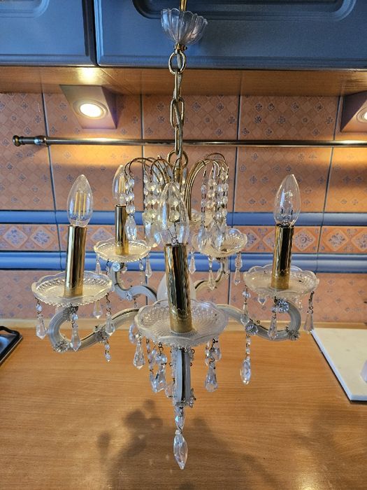 Żyrandol kryształowy